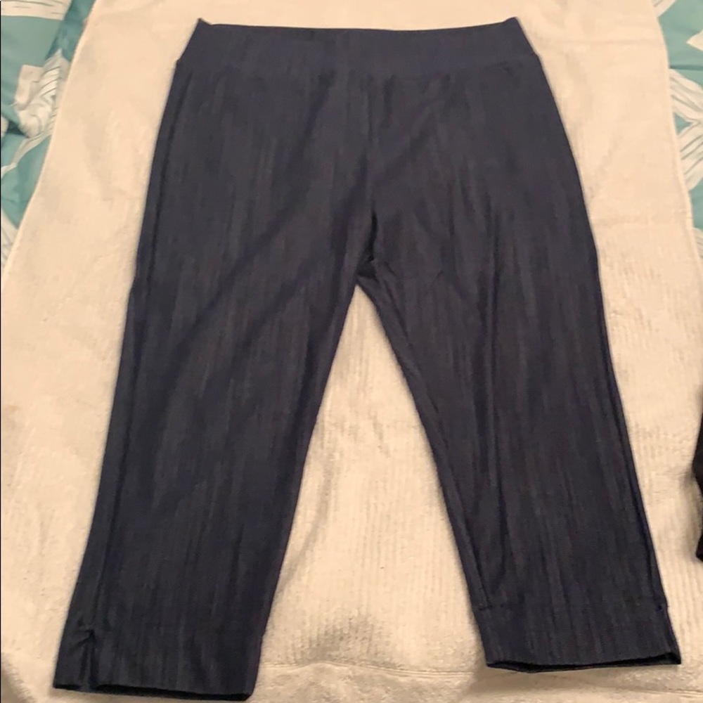Agnes and Dora dark jeggings Capri